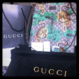Gucci Tiger Print Tote Bag*TRADED*